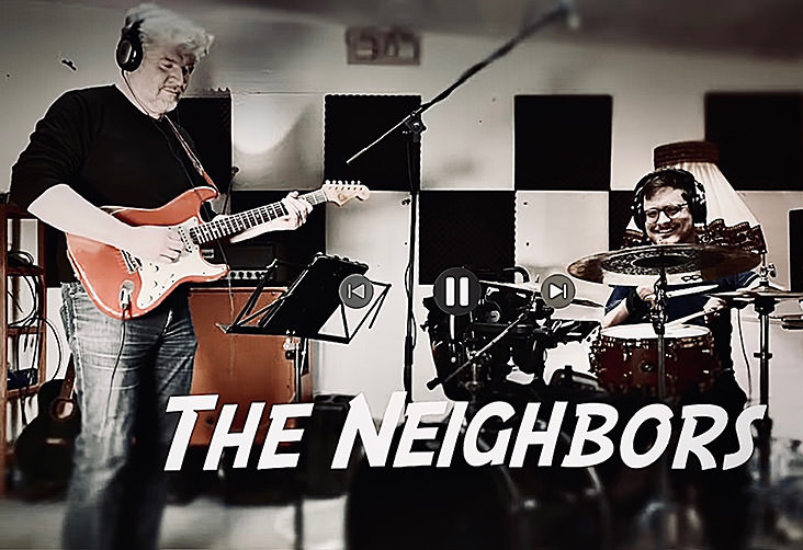 [Foto] 14.10.26 THE NEIGHBORSFoto: The Neighbors